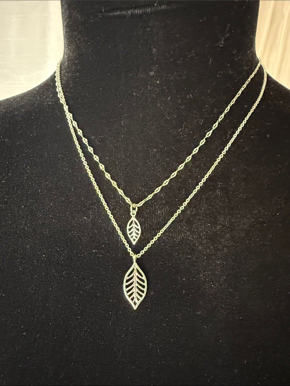 LC Lauren Conrad Double Layer Silver Tone Leaf 16” Necklace